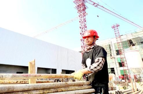 奔跑在项目建设的“春天”里